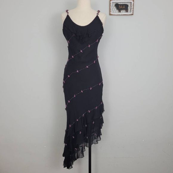 Talk of the Walk Dresses & Skirts - Talk of the Walk Black 3D Floral Asymmetrical Silk Dress Sz 4 Beaded Ruffle